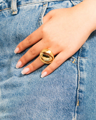Oval Gold Yüzük