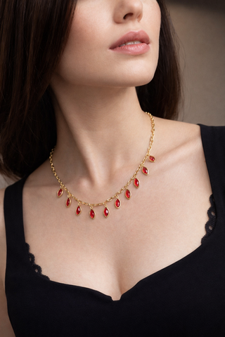 Liora Red Kolye